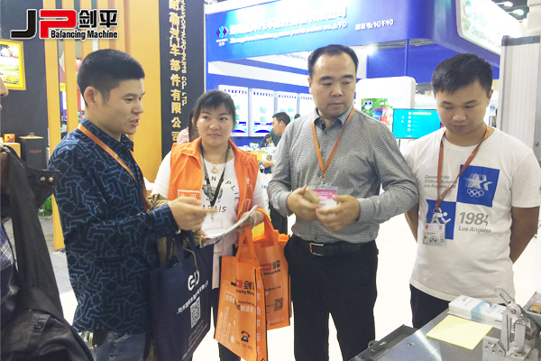 新能源汽车时代，上海剑平参展郑州汽配会引关注